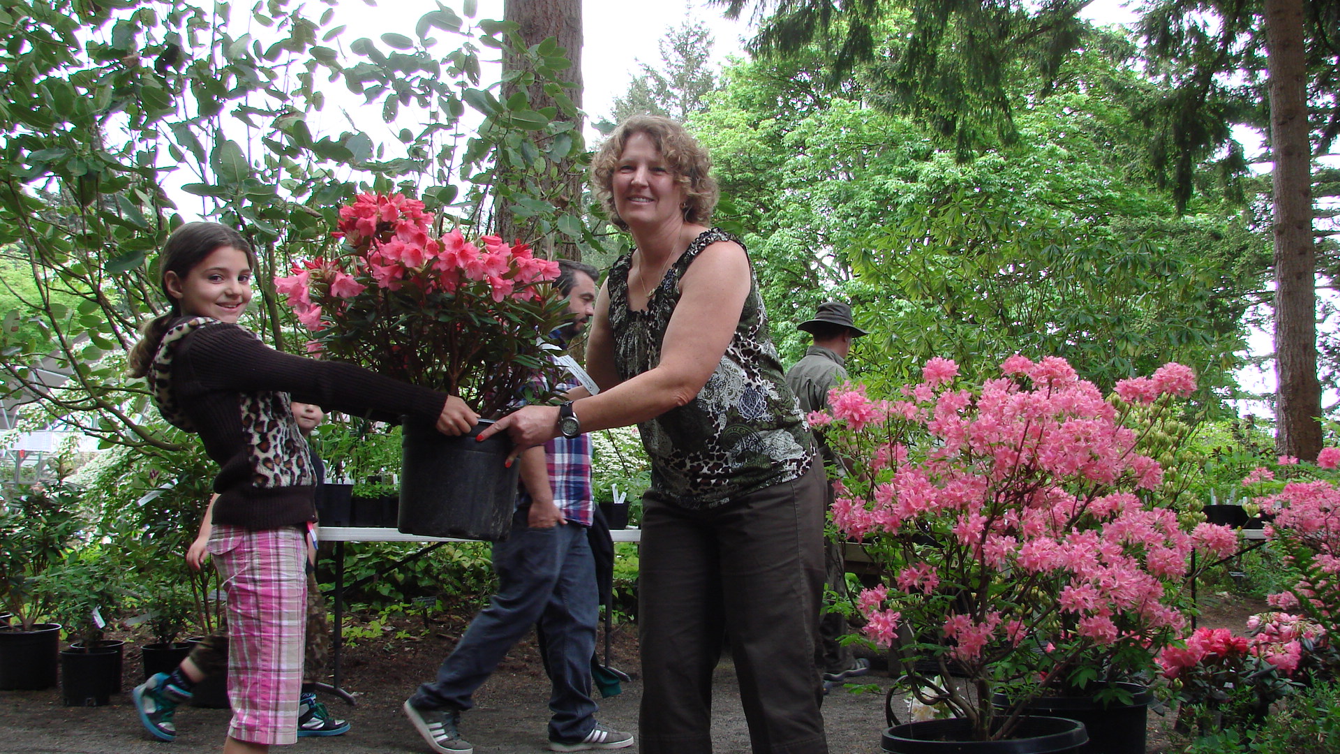 Mother's Day Weekend at the Rhododendron Species Botanical Garden